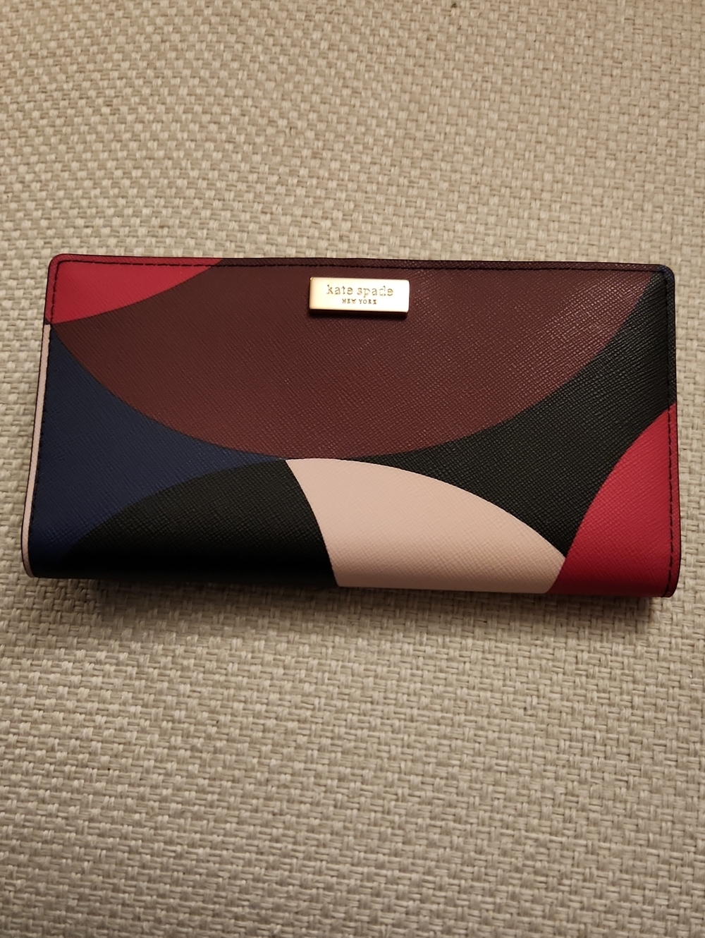 kate spade Multicolor Geometric Continental Wallet - Red, Black, Pink